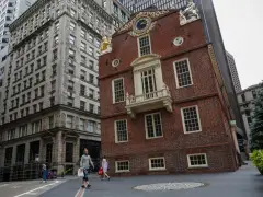 Renovated office building near Old State House hits the market, could be used for apartments